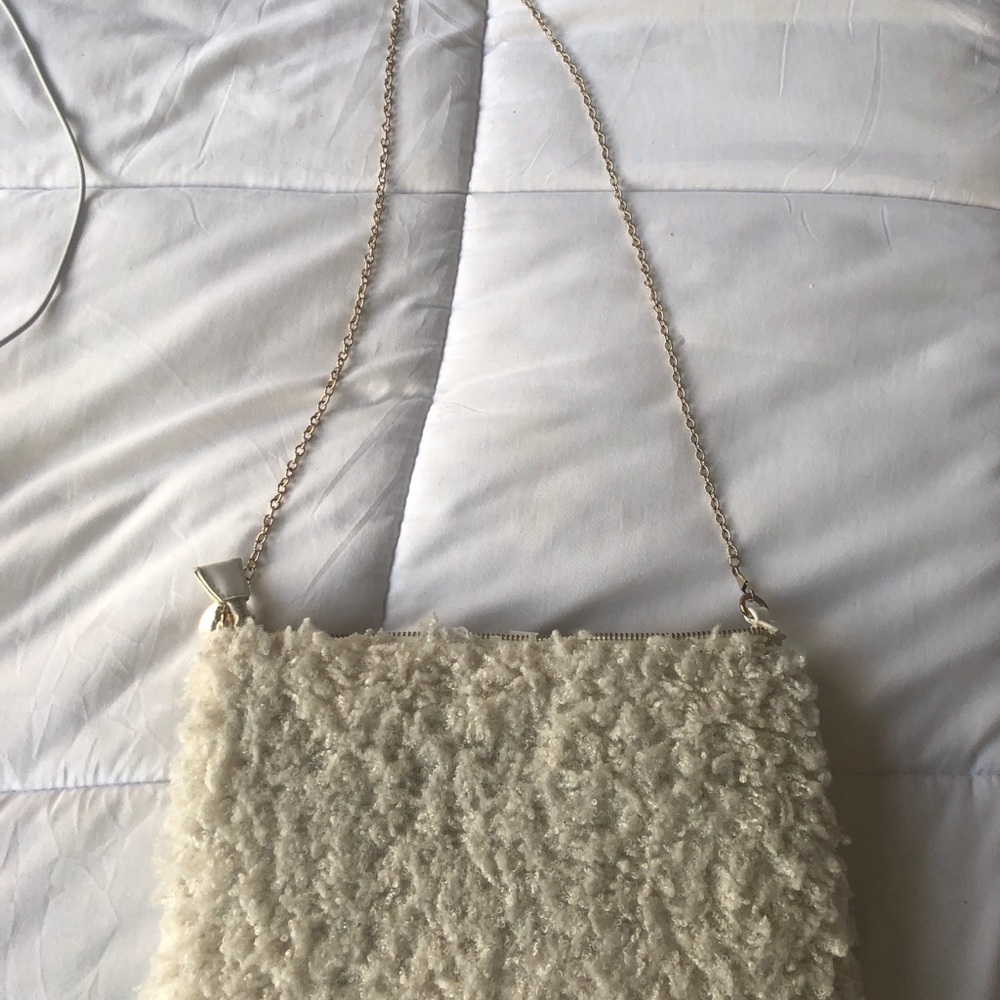 🤍🤍LF Purse🤍🤍 - Picture 2 of 3